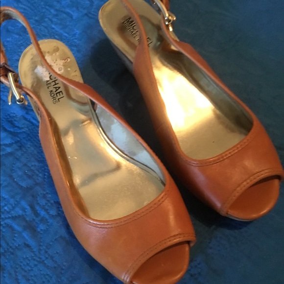 🌹Michael Kors Shoes - Picture 4 of 8